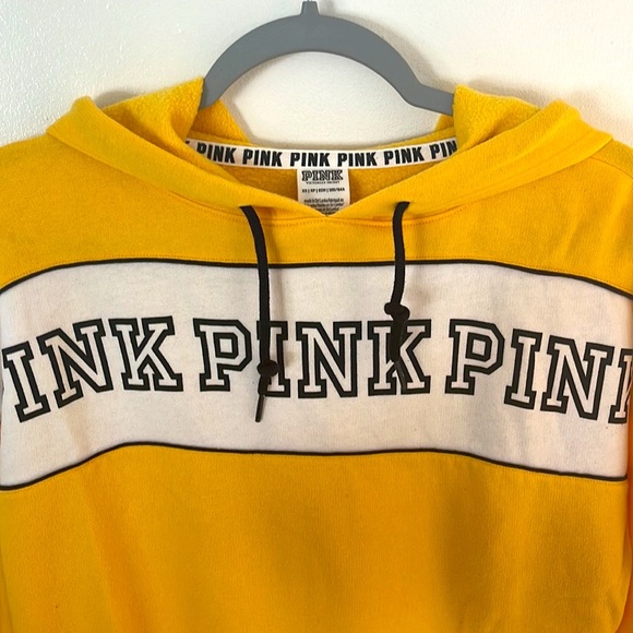 PINK Victoria’s Secret | Women’s Bright Yellow PINK Logo Pullover Hoodie XS - Picture 3 of 5